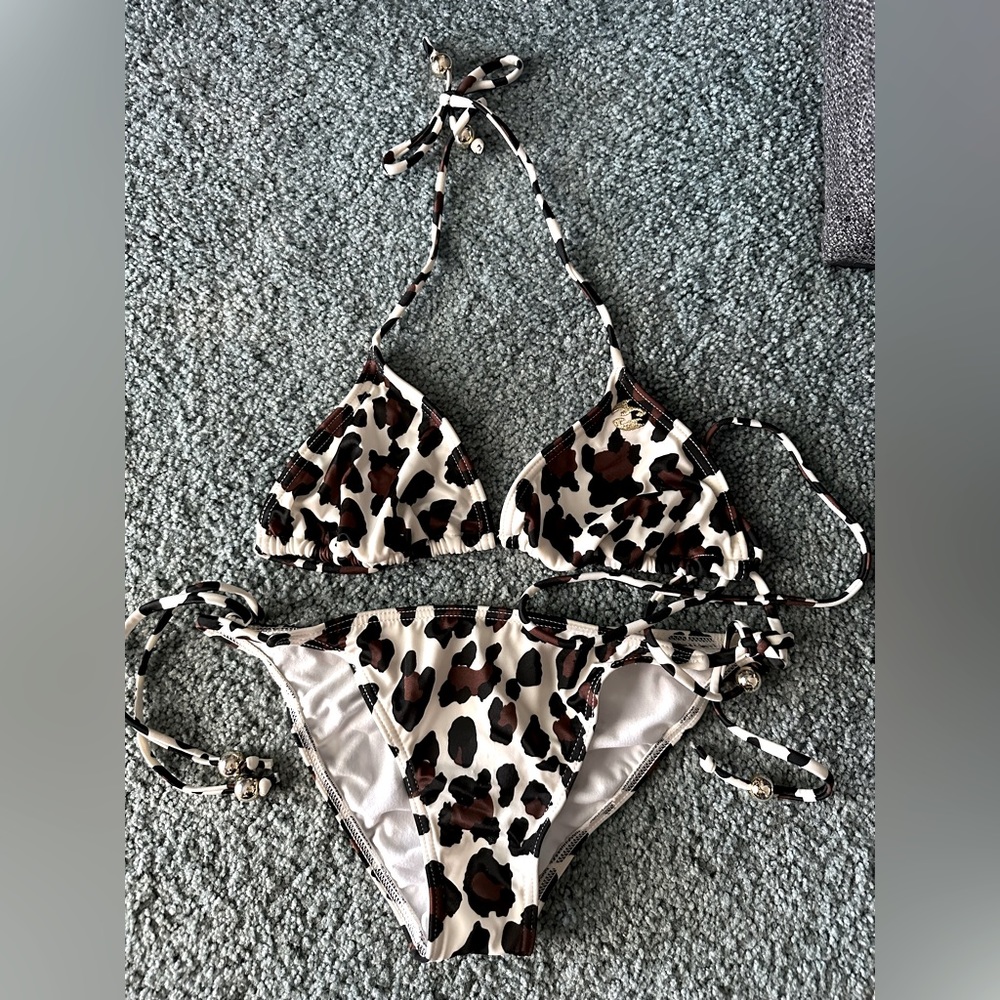 Leopard bikini